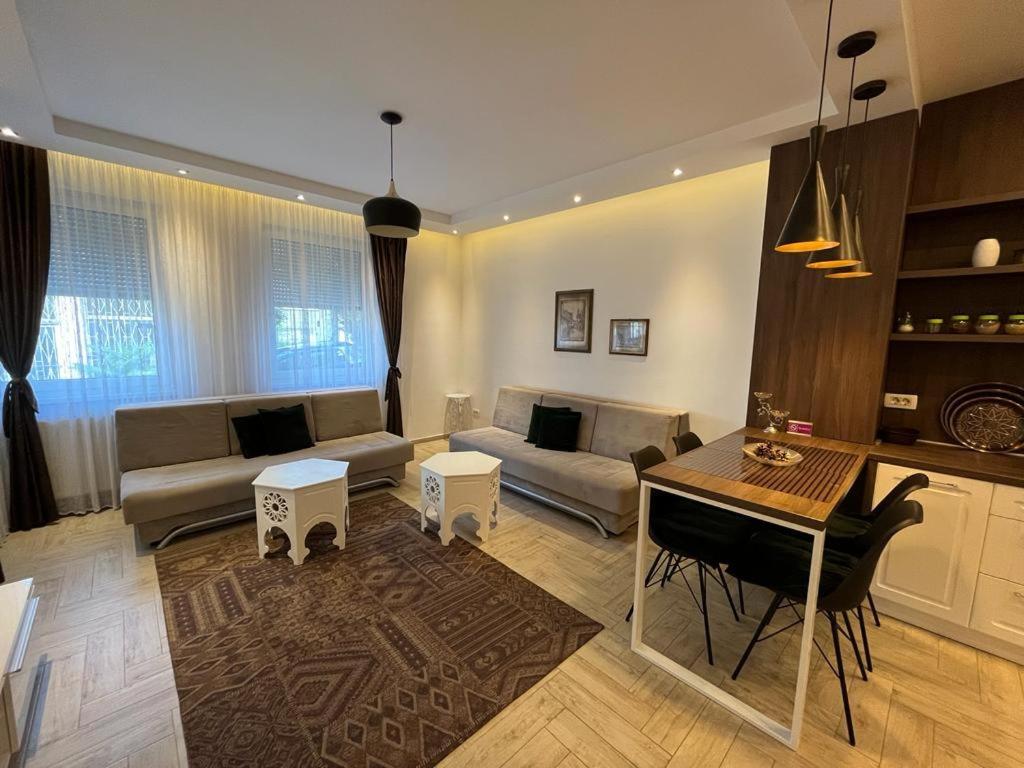 Golden Gate Apartment Sarajevo Exterior photo