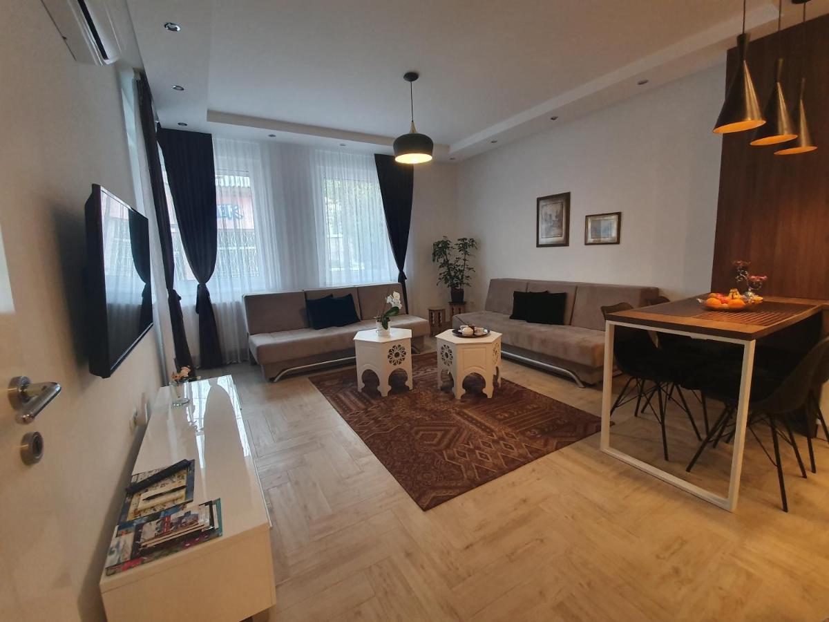 Golden Gate Apartment Sarajevo Exterior photo