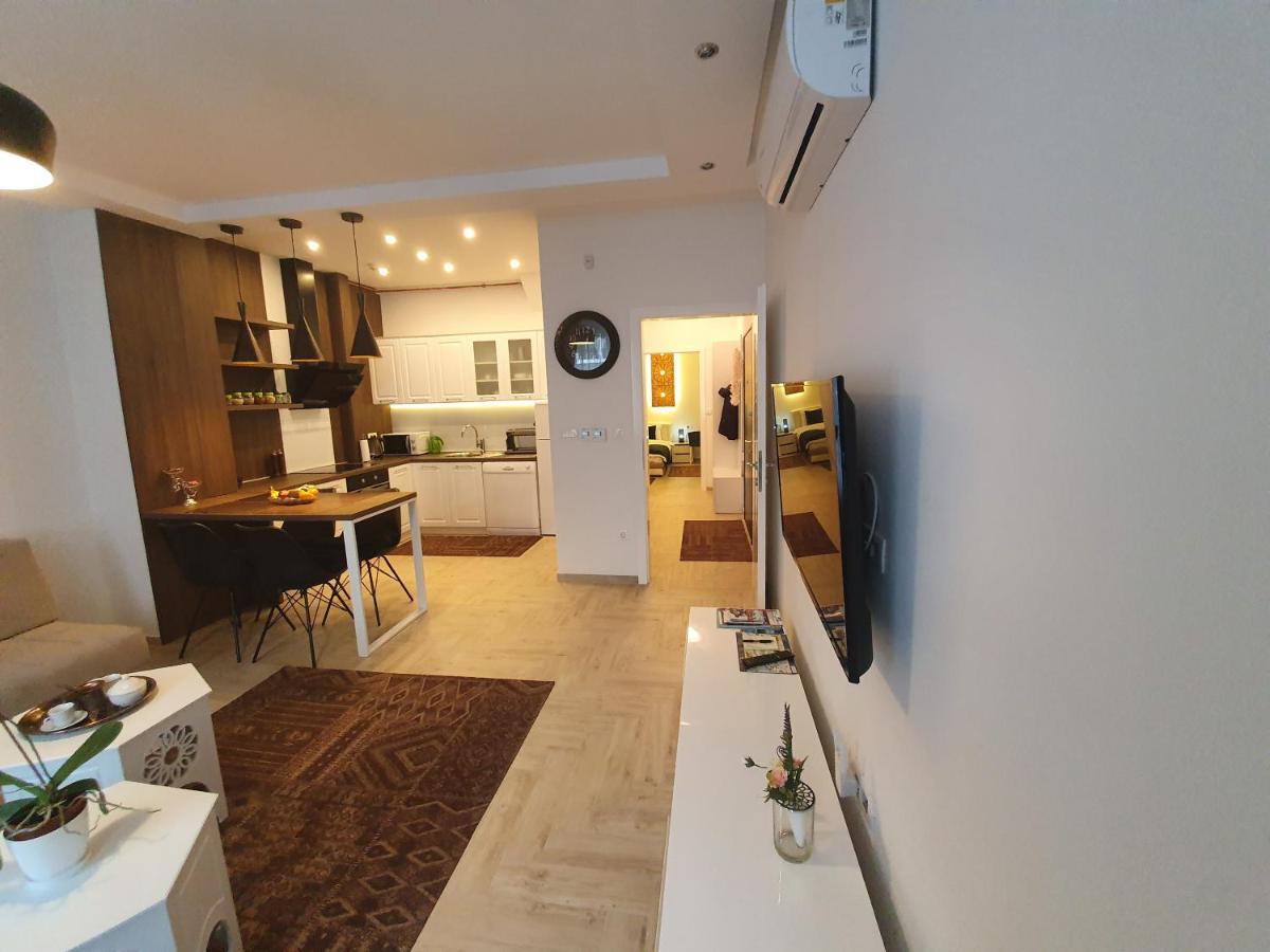 Golden Gate Apartment Sarajevo Exterior photo